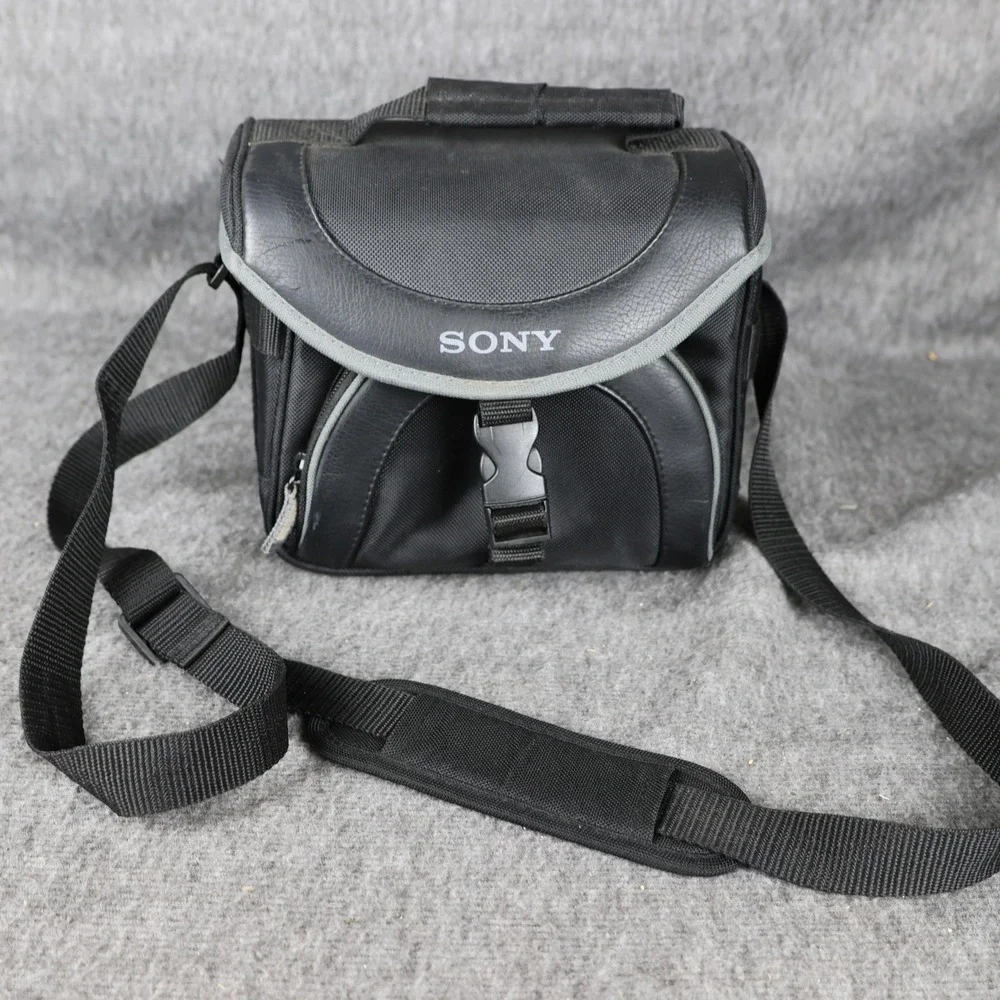 Sony LCS-X20 Black Camcorder Carry Shoulder Bag Padded Case Strap Compartments
